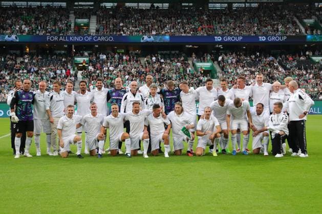 26.09.26, Fussball, FBL Männer, Freundschaftsspiel, 100. Jahre Weserstadion, Duell Werder Legenden 2026, Werder Legenden vs.Real Madrid Leyendas Feature Impressionen Gruppenbild Werder Legenden Foto nordphoto GmbH Tauchnitz Bremen Weserstadion Bremen Germany Copyright: xnordphotoxGmbHx xTauchnitzx