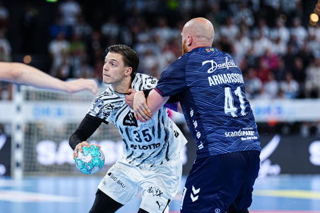 Domen Makuc (THW Kiel, 35), Arnar Freyr Arnarsson (SG Flensburg-Handewitt, 41) GER, THW Kiel vs. SG Flensburg-Handewitt, Handball, 1. Bundesliga, Spieltag 6, Saison 2026 2027, 26.09.2026 GER, THW Kiel vs. SG Flensburg-Handewitt, Handball, 1. Bundesliga, Spieltag 6, Saison 2026 2027, 26.09.2026 Kiel Copyright: xEibner-Pressefoto MarcelxvonxFehrnx EP_MFN