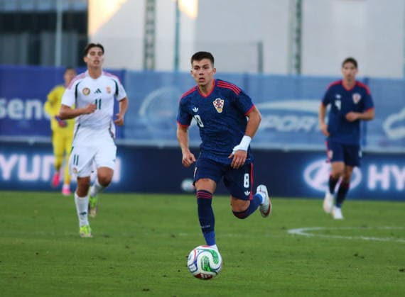 Varazdin, 260926. Varteks Stadium. U-21 European Championship, EM, Europameisterschaft qualifying football match: Croatia vs. Hungary. Pictured: Adriano Jagusic. Photo: Zeljko Hajdinjak CROPIX Copyright: xxZeljkoxHajdinjakx hrvatska_madjarska48-260926