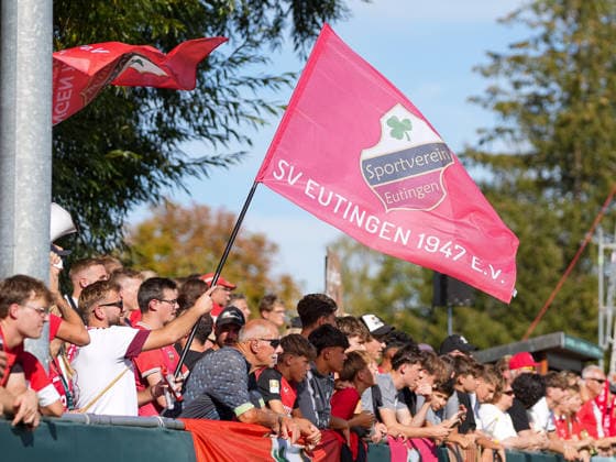 SV Eutingen Fans , SV Eutingen vs. FC Carl Zeiss Jena, Fussball, Frauen DFB-Pokal, 2026 2027, 26.09.2026, SV Eutingen vs. FC Carl Zeiss Jena, Fussball, Frauen DFB-Pokal, 2026 2027, 26.09.2026 Eutingen im Gäu Copyright: xEibner-Pressefoto DanielexLaxRocx EP_DLO