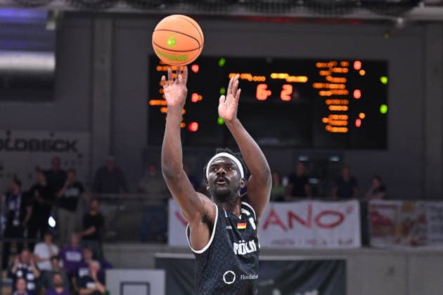 BG Göttingen - RheinStars Köln 26.09.2026, Göttingen: Basketball, Männer: 2. Bundesliga, ProA, BG Göttingen - RheinStars Köln, Sparkassen-Arena. Nat Diallo (RheinStars Köln) wirft. Göttingen Niedersachsen Deutschland