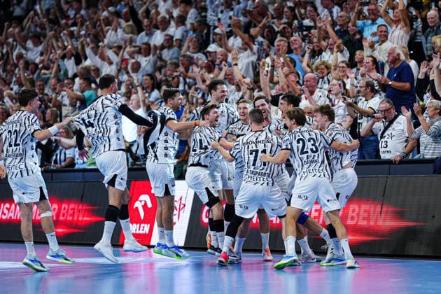 THW Kiel jubelt Jubel nach Sieg Spielende GER, THW Kiel vs. SG Flensburg-Handewitt, Handball, 1. Bundesliga, Spieltag 6, Saison 2026 2027, 26.09.2026 GER, THW Kiel vs. SG Flensburg-Handewitt, Handball, 1. Bundesliga, Spieltag 6, Saison 2026 2027, 26.09.2026 Kiel Copyright: xEibner-Pressefoto MarcelxvonxFehrnx EP_MFN