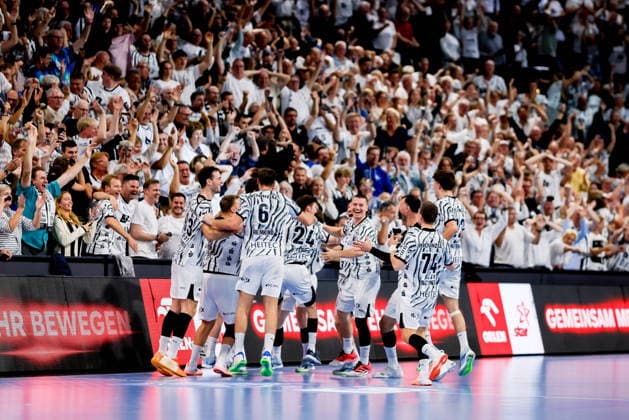 Kiel, 26. September 2026 - Handball, 1. Bundesliga 2026 27, THW Kiel - SG Flensburg-Handewitt: Spieler des THW Kiel jubeln bei Abpfiff