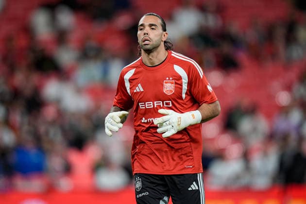 UEFA Nations League: England v Spain Spain goalkeeper David Raya Spain goalkeeper David Raya during the UEFA Nations League match England vs Spain at Wembley Stadium, London, United Kingdom on 26 September 2026 (Photo by Maynard Manyowa News Images) London Wembley Stadium Greater London United Kingdom Copyright: xMaynardxManyowa NewsxImagesx