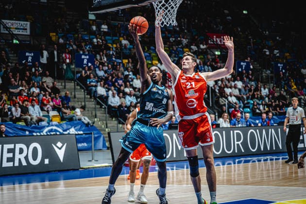 26.09.2026, xhfmx, Basketball easyCredit BBL Bundesliga, Frankfurt Skyliners - Rasta Vechta v.l. William Christmas (Skyliners Frankfurt), Tibor Pleiß (Rasta Vechta) Frankfurt am Main
