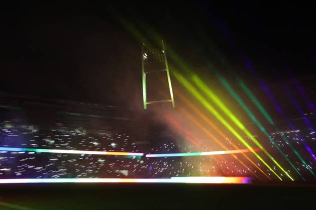 26.09.26, Fussball, FBL Männer, Freundschaftsspiel, 100. Jahre Weserstadion, Duell Werder Legenden 2026, Werder Legenden vs.Real Madrid Leyendas 100 Jahre Weserstadion, das Weserstadion in den Regenbogen Farben Foto nordphoto GmbH Tauchnitz Bremen Weserstadion Bremen Germany Copyright: xnordphotoxGmbHx xTauchnitzx