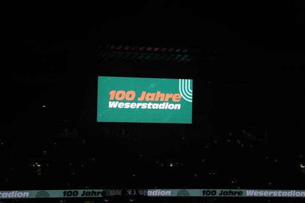 26.09.26, Fussball, FBL Männer, Freundschaftsspiel, 100. Jahre Weserstadion, Duell Werder Legenden 2026, Werder Legenden vs.Real Madrid Leyendas Anzeigentafel Feature Impression 100 Jahre Weserstadion Foto nordphoto GmbH Tauchnitz Bremen Weserstadion Bremen Germany Copyright: xnordphotoxGmbHx xTauchnitzx