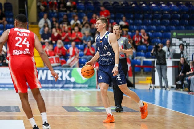 GER, Paderborn Baskets vs. VfL SparkassenStars Bochum, Basketball, ProA, 1. Spieltag, Spielzeit 2026 2027, 26.09.2026,Niklas Geske (VfL SparkassenStars Bochum) GER, Paderborn Baskets vs. VfL SparkassenStars Bochum, Basketball, ProA, 1. Spieltag, Spielzeit 2026 2027, 26.09.2026 Paderborn Baskets Copyright: xEibner-Pressefoto JavadxMohammadpourx EP_JMR