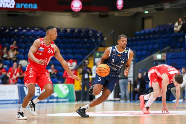 GER, Paderborn Baskets vs. VfL SparkassenStars Bochum, Basketball, ProA, 1. Spieltag, Spielzeit 2026 2027, 26.09.2026,Gabriel Kuku (VfL SparkassenStars Bochum) GER, Paderborn Baskets vs. VfL SparkassenStars Bochum, Basketball, ProA, 1. Spieltag, Spielzeit 2026 2027, 26.09.2026 Paderborn Baskets Copyright: xEibner-Pressefoto JavadxMohammadpourx EP_JMR