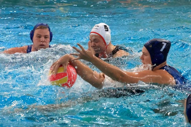 26.09.2026, GER DEU, Deutschland, Super Cup im Damen Wasserball, Spandau 04 vs BW Bochum Emma Seehafer(Spandau04 5), Darja Heinbichner (SVBochum 1) nordphoto GmbH Engler Berlin Schwimmhalle-Schoeneberg Berlin Deutschland Copyright: xNordphotox xEnglerx