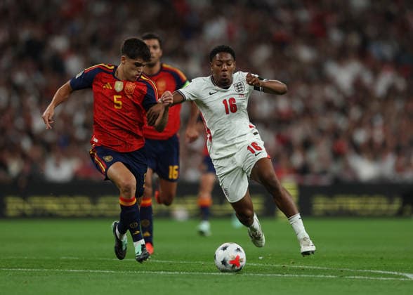RECORD DATE NOT STATED 26th September 2026; Wembley Stadium, London, England; UEFA Nations League Football, England versus Spain; Myles Lewis-Skelly of England under pressure from Pau Cubarsi of Spain JohnxPatrickxFletcher