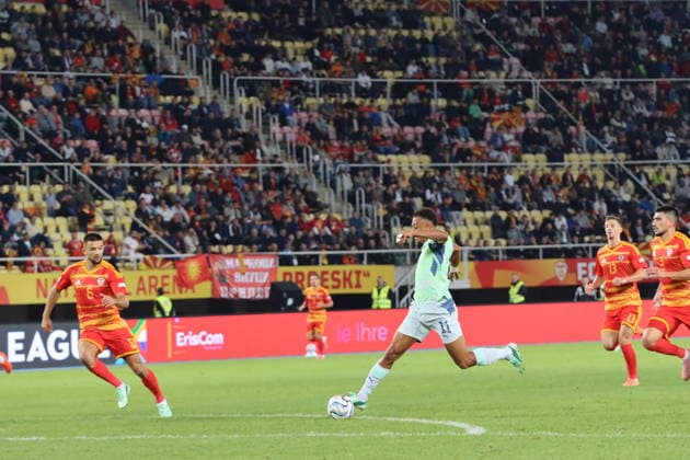 North Macedonia v Switzerland - UEFA Nations League SKOPJE, NORTH MACEDONIA - SEPTEMBER 26: Switzerland s Dan Ndoye (11) competes for the ball against North Macedonia s Visar Musliu (6) during the UEFA Nations League B League Group 1 match between North Macedonia and Switzerland at National Arena Toshe Proeski Stadium in Skopje, North Macedonia, on September 26, 2026. Umeys Sulejman Anadolu Skopje North Macedonia. Editorial use only. Please get in touch for any other usage.  Copyright: x2026xAnadoluxUmeysxSulejmanx