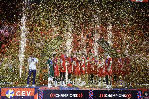 IPA89012383 - Team Poland celebrates first place during the CEV Enel EuroVolley 2026 match between Poland and France at the Unipol Forum in Milan, Italy, on September 26, 2026, during EuroVolley 2026 - Gold Medal Final - France vs. Poland, CEV EuroVolley Men s match in Assago (MI), Italy, September 26, 2026  Copyright: xValerioxOrigo IPAxSportx xx IPA89012383