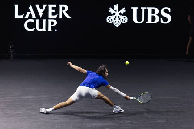 Carlos Alcaraz of Team Europe in action against Taylor Fritz of Team World during the 2026 Laver Cup at The O2 Featuring: Carlos Alcaraz Where: London, United Kingdom When: 26 Sep 2026 Credit: Alex Cropper Cover Images EDITORIAL USE ONLY. NOT FOR USE BY NEWSPAPERS BASED IN THE UK. Copyright: xx coverimg56062797