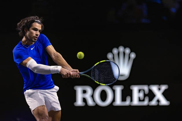 Carlos Alcaraz of Team Europe in action against Taylor Fritz of Team World during the 2026 Laver Cup at The O2 Featuring: Carlos Alcaraz Where: London, United Kingdom When: 26 Sep 2026 Credit: Alex Cropper Cover Images EDITORIAL USE ONLY. NOT FOR USE BY NEWSPAPERS BASED IN THE UK. Copyright: xx coverimg56062803