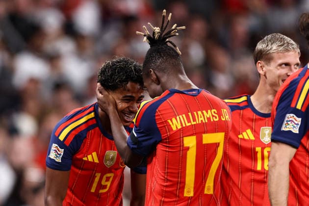 England v Spain 26 September 2026, London - UEFA Nations League - England v Spain - Lamine Yamal of Spain celebrates their first goal with Nico Williams of Spain - Photo: Jacques Feeney Offside. London UK Copyright: xJacquesxFeeneyx xOffsidexOffside