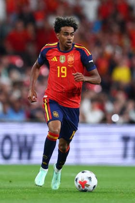 London, England, 26th September 2026. Lamine Yamal of Spain during the England vs Spain UEFA Nations League match at Wembley Stadium, London. Picture credit should read: Paul Terry Sportimage EDITORIAL USE ONLY. No use with unauthorised audio, video, data, fixture lists, club league logos or live services. Online in-match use limited to 120 images, no video emulation. No use in betting, games or single club league player publications. SPI_148_PT_England_Spain SPI-5020-0147