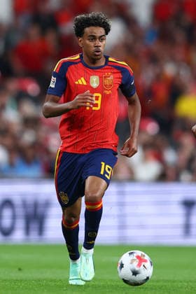 London, England, 26th September 2026. Lamine Yamal of Spain during the England vs Spain UEFA Nations League match at Wembley Stadium, London. Picture credit should read: Paul Terry Sportimage EDITORIAL USE ONLY. No use with unauthorised audio, video, data, fixture lists, club league logos or live services. Online in-match use limited to 120 images, no video emulation. No use in betting, games or single club league player publications. SPI_149_PT_England_Spain SPI-5020-0148