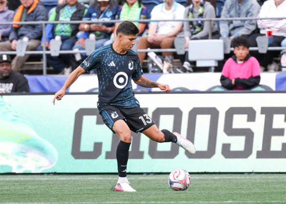 SEATTLE, WA - SEPTEMBER 26: Minnesota United FC defender Anthony Markanich (13) in action in the first half during the MLS, Fussball Herren, USA match between Minnesota United FC and Seattle Sounders FC on September 26, 2026 at Lumen Field in Seattle, Washington. (Photo by Leslie Plaza Johnson Icon Sportswire) SOCCER: SEP 26 MLS Seattle Sounders FC vs Minnesota United FC EDITORIAL USE ONLY Icon260926004