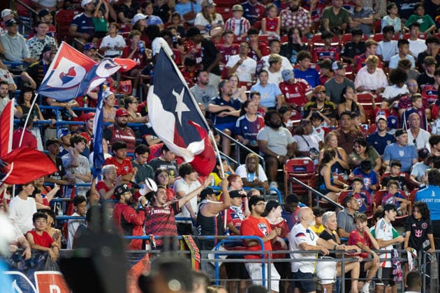 September 26, 2026, Frisco, Texas, USA: FC Dallas fans react during a soccer game between Los Angeles FC and FC Dallas at Toyota Stadium in Frisco, TX. Soccer 2026: FC Dallas 1:0 Los Angeles FC  - ZUMAh193 20260926_zsp_h193_011 Copyright: xDanielxMcGregor-Huyerx
