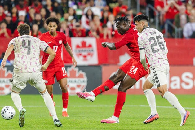 Promise David of Canada shoots at goal during the International Friendly, Länderspiel, Nationalmannschaft match between Canada and Chile on September 26th, 2026 in BMO Field, Toronto, Ontario, Canada Copyright: xCurtisxWongx xSPPx Sportspressphoto_SPR240867