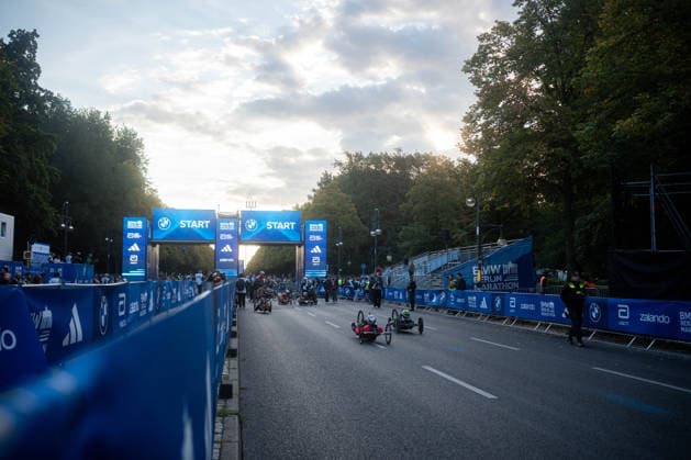BERLIN, GERMANY - SEPTEMBER 27, 2026: The Start area of 52. BMW Berlin Marathon at Berlin on September 27, 2026 in Berlin, Germany. Copyright: xBEAUTIFULxSPORTS Kuehnx