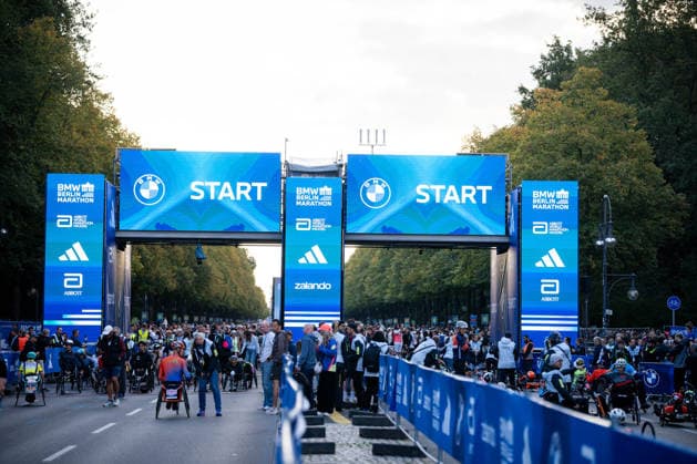 BERLIN, GERMANY - SEPTEMBER 27, 2026: The Start area at the 52. BMW Berlin Marathon at Berlin on September 27, 2026 in Berlin, Germany. Copyright: xBEAUTIFULxSPORTS Kuehnx