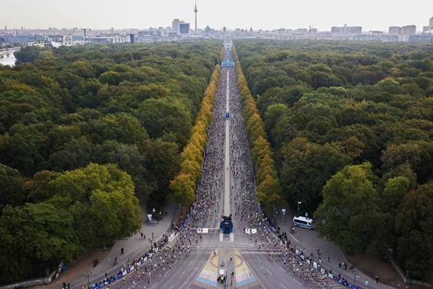 52. Berlin-Marathon 2026 ** NUR FÜR REDAKTIONELLE ZWECKE ** EDITORIAL USE ONLY **<p>Etwa 56.000 Menschen gehen beim Berlin Marathon an den Start. Deutschland Berlin Berlin Copyright: JörgxCarstensen