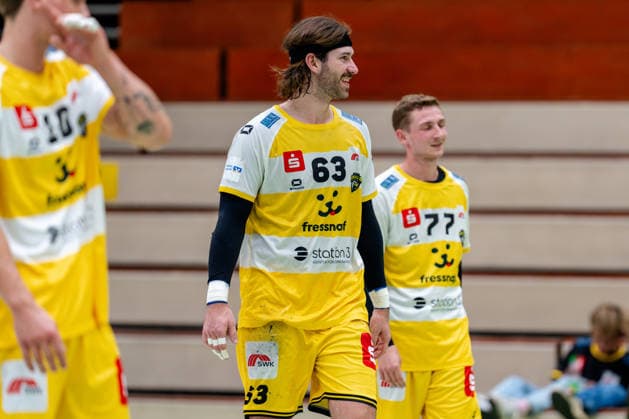 Krefeld, 26.09.2026, Handball, Herren, 3. Liga, Süd-West, 6. Spieltag, 2026 2027: HSG Krefeld Niederrhein Bergische Panther Julius Rose (HSG Krefeld Niederrhein, 63) gute gelaunt während des Spiels