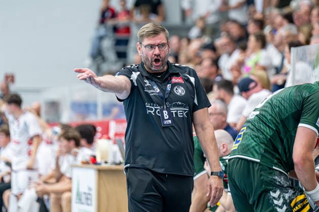 2. Handball Bundesliga; TV Hüttenberg - GWD Minden, 26.09.26 Aaron Ziercke (GWD Minden) 2. Handball Bundesliga; TV Hüttenberg - GWD Minden: Hüttenberg, 26.09.26 Copyright: xBEAUTIFULxSPORTS Roeczeyx