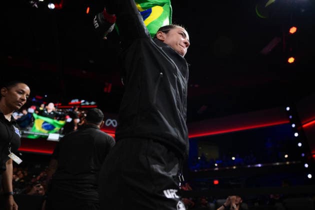 September 27, 2026, Las Vegas, Nevada, USA: AILIN PEREZ defeated NORMA DUMONT by unanimous decision (29-28, 29-28, 29-28).during UFC Fight Night at the UFC APEX in Las Vegas. Las Vegas USA - ZUMAo117 20260927_zsp_o117_079 Copyright: xMikaelxOnax