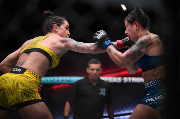 September 27, 2026, Las Vegas, Nevada, USA: AILIN PEREZ defeated NORMA DUMONT by unanimous decision (29-28, 29-28, 29-28).during UFC Fight Night at the UFC APEX in Las Vegas. Las Vegas USA - ZUMAo117 20260927_zsp_o117_078 Copyright: xMikaelxOnax