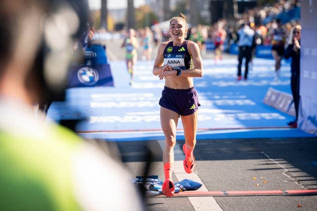 BERLIN, GERMANY - SEPTEMBER 27, 2026: Anna Langerwisch (GER, Marathon Team Berlin) at the Finish by the 52. BMW Berlin Marathon at Berlin on September 27, 2026 in Berlin, Germany. Copyright: xBEAUTIFULxSPORTS Kuehnx