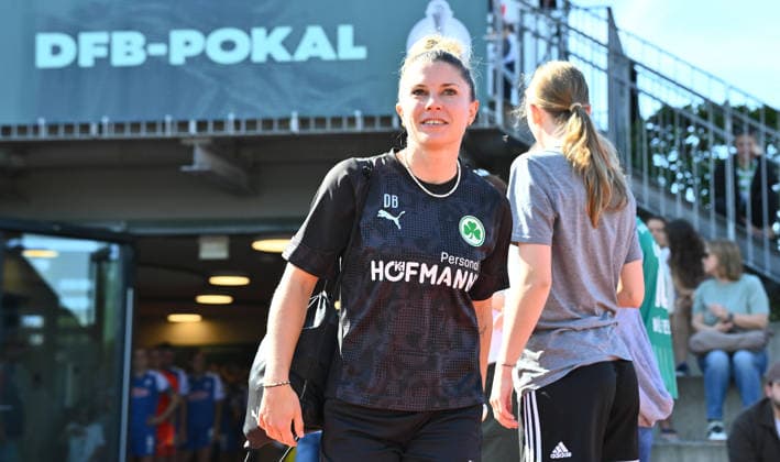 27.09.2026 - Fussball - Saison 2026 2027 - DFB Pokal Vereinspokal Frauen Damen - 01. Runde: SpVgg Greuther Fürth ( Kleeblatt ) - TSG 1899 Hoffenheim - Sportfoto Zink - xwoxzix - regulations prohibit any use of photographs as image sequences and or quasi-video - Daniela Balda (Co-Trainerin SpVgg Greuther Fürth )