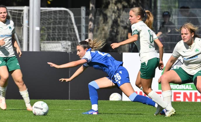 27.09.2026 - Fussball - Saison 2026 2027 - DFB Pokal Vereinspokal Frauen Damen - 01. Runde: SpVgg Greuther Fürth ( Kleeblatt ) - TSG 1899 Hoffenheim - Sportfoto Zink - xwoxzix - regulations prohibit any use of photographs as image sequences and or quasi-video - Janna Grimm (26, TSG Hoffenheim ) Elena Grill (6, SpVgg Greuther Fürth )