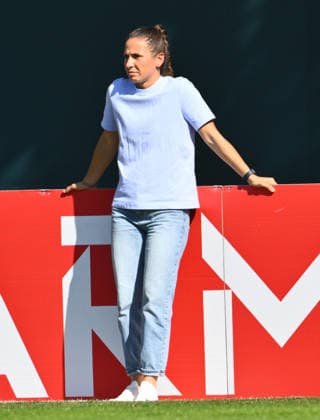 27.09.2026 - Fussball - Saison 2026 2027 - DFB Pokal Vereinspokal Frauen Damen - 01. Runde: SpVgg Greuther Fürth ( Kleeblatt ) - TSG 1899 Hoffenheim - Sportfoto Zink - xwoxzix - regulations prohibit any use of photographs as image sequences and or quasi-video - Eva-Maria Virsinger ( Trainer in TSG Hoffenheim )
