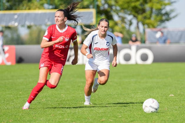 DFB-Pokal der Frauen: SC Sand vs. VfL Wolfsburg, 27.09.2026 Zweikampf zwischen Joelle Wedemeyer (VfL Wolfsburg, 24) und Pija Reininger (SC Sand, 9) DFB-Pokal der Frauen: SC Sand vs. VfL Wolfsburg, Adams Arena, 27.09.2026 DFB DFL REGULATIONS PROHIBIT ANY USE OF PHOTOGRAPHS AS IMAGE SEQUENCES AND OR QUASI-VIDEO. Copyright: xBEAUTIFULxSPORTS Boscox