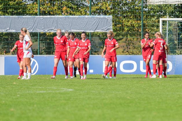 DFB-Pokal der Frauen: SC Sand vs. VfL Wolfsburg, 27.09.2026 Torjubel zum 0:2 durch Svenja Huth (VfL Wolfsburg, 10) DFB-Pokal der Frauen: SC Sand vs. VfL Wolfsburg, Adams Arena, 27.09.2026 DFB DFL REGULATIONS PROHIBIT ANY USE OF PHOTOGRAPHS AS IMAGE SEQUENCES AND OR QUASI-VIDEO. Copyright: xBEAUTIFULxSPORTS Boscox