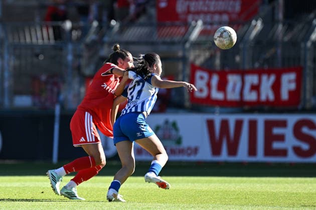 Fußball I Frauen I Saison 2026-2027 I DFB-Pokal I 1. FC Magdeburg - 1. FC Union Berlin I 27.09.2026 Zweikampf Amber Tysiak (26, 1. FC Union Berlin), Akane Miyoshi (27, 1. FC Magdeburg) Magdeburg Avnet Arena (Heinz-Krügel-Platz 1) Sachsen-Anhalt Deutschland Copyright: xLobeca InesxHähnelx