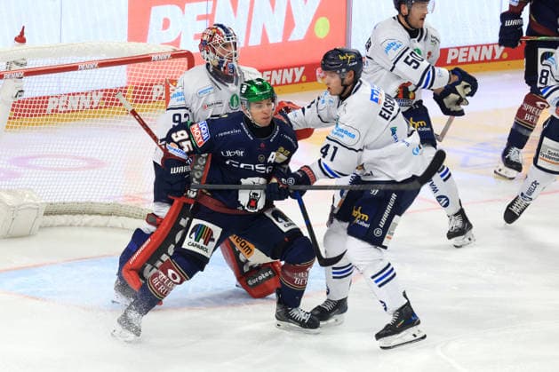 27.09.2026, GER ,DEU, Deutschland, Frederik Tiffels ( Eisbaeren Berlin 95 ), Andreas Jenike (Iserlohn Roosters 92), MAXIMILIAN EISENMENGER (Iserlohn Roosters 41) nordphoto GmbH Engler Berlin Uber-Arena Berlin Deutschland Copyright: xNordphotox xEnglerx