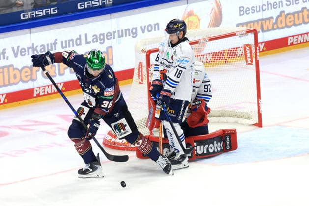 27.09.2026, GER ,DEU, Deutschland, Yannick Veilleux ( Eisbaeren Berlin 38 ), Lua Niehus (Iserlohn Roosters 18), Andreas Jenike (Iserlohn Roosters 92) nordphoto GmbH Engler Berlin Uber-Arena Berlin Deutschland Copyright: xNordphotox xEnglerx