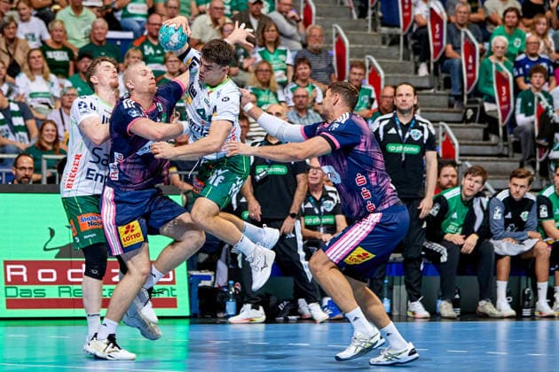 Elias Newel (FRISCH AUF Goeppingen 40) TSV Hannover-Burgdorf - vs. FRISCH AUF Goeppingen, Handball Bundesliga, HBL, Saison 2026 2027 27.09.2026 -Pressefoto Jan-Frederic Helbig TSV Hannover-Burgdorf - vs. FRISCH AUF Goeppingen, Handball Bundesliga, HBL, ZAG Arena, Opel Handball-Bundesliga, Saison 2026 2027, 27.09.2026 Hannover Copyright: xEibner-Pressefoto Jan-FredericxHx EP_JHG