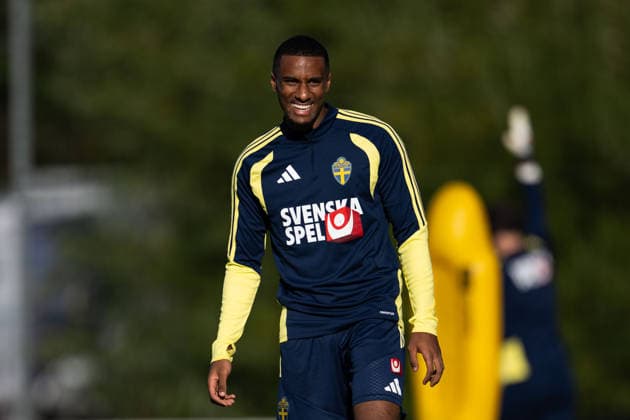 260927 Paulos Abraham of the Swedish men s national football team at a training session on September 27, 2026 in Stockholm. Photo: Emma Wallskog BILDBYRAN kod EW EW0711 fotboll football soccer fotball nations league uefa nations league träning practice training sverige sweden sverige a bbeng Copyright: EMMAxWALLSKOG BB260927EW030