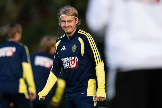 260927 Sebastian Nanasi of the Swedish men s national football team at a training session on September 27, 2026 in Stockholm. Photo: Emma Wallskog BILDBYRAN kod EW EW0711 fotboll football soccer fotball nations league uefa nations league träning practice training sverige sweden sverige a bbeng Copyright: EMMAxWALLSKOG BB260927EW036