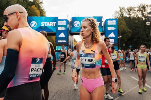 27.09.26, BMW Berlin Marathon 2026, Berlin Esther Pfeiffer (GER) at the starting line of the BMW Berlin-Marathon in Berlin, Germany. Berlin Berlin BE Deutschland