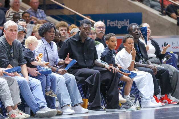 27.09.2026, xgox, Basketball - easyCredit BBL, Basketball Loewen Braunschweig - Rostock Seawolves emspor, v.l. Dennis Schröder Braunschweig