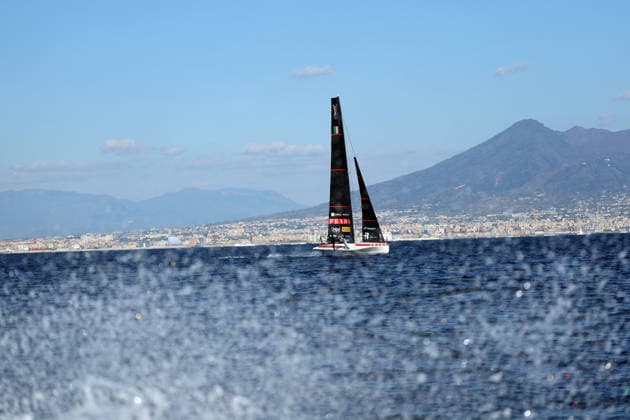 Team Luna Rossa final the preliminary regatta fleet races of the Louis Vuitton 38th America s Cup, Naples, Italy, September 27, 2026  Copyright: xAlessandroxGarofalox xLaPressex