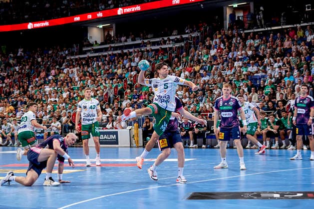 Rutger Ten Velde (FRISCH AUF Goeppingen 5) TSV Hannover-Burgdorf - vs. FRISCH AUF Goeppingen, Handball Bundesliga, HBL, Saison 2026 2027 27.09.2026 -Pressefoto Jan-Frederic Helbig TSV Hannover-Burgdorf - vs. FRISCH AUF Goeppingen, Handball Bundesliga, HBL, ZAG Arena, Opel Handball-Bundesliga, Saison 2026 2027, 27.09.2026 Hannover Copyright: xEibner-Pressefoto Jan-FredericxHelbigx EP_JHG