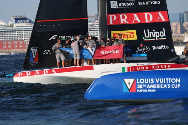 Team Luna Rossa winner in the final the preliminary regatta fleet races Team Luna Rossa vs Emirates Team New Zealand of the Louis Vuitton 38th America s Cup, Naples, Italy, September 27, 2026  Copyright: xAlessandroxGarofalox xLaPressex