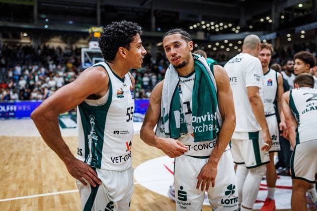 Eli Brooks (Gladiators Trier) und Jordan Roland (Gladiators Trier), Emotionen, Geste, Gestik, Mimik Vet Concept Gladiators Trier vs Science City Jena, Basketball, easyCredit BBL, 2. Spieltag, Saison 2026 2027, 27.09.2026 Vet Concept Gladiators Trier vs Science City Jena, Basketball, easyCredit BBL, 2. Spieltag, Saison 2026 2027, 27.09.2026 Copyright: xEibnerxPressefotox EP_ANS